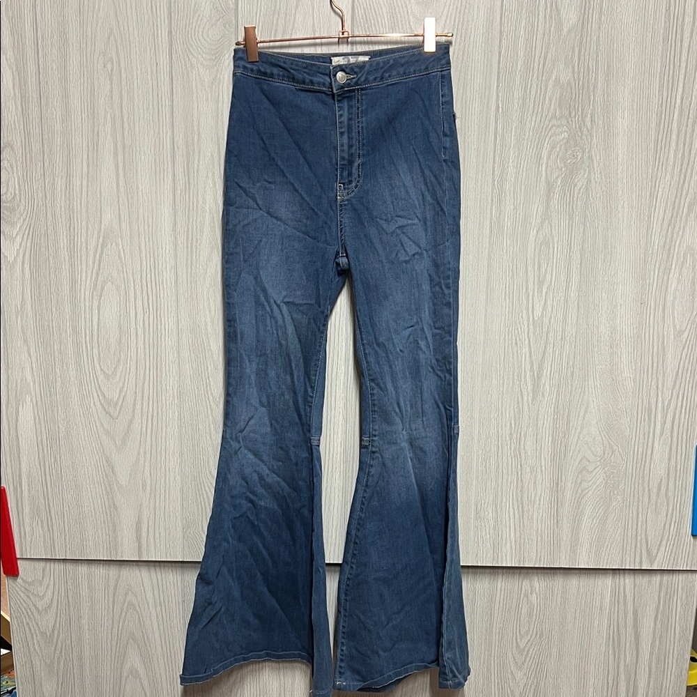 We The Free Free People Sz 27 Dark Blue Flare Jeans Boho Bell Bottom Stretch